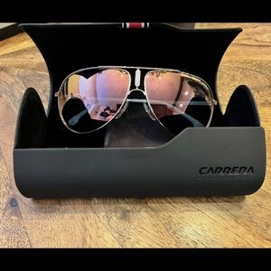 CARRERA GIPSY 65 AVIATOR SUNGLASSES IN GOLD. NWOT!